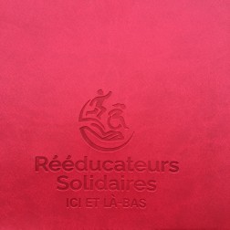 agenda classique 2025_rouge marquage zoom