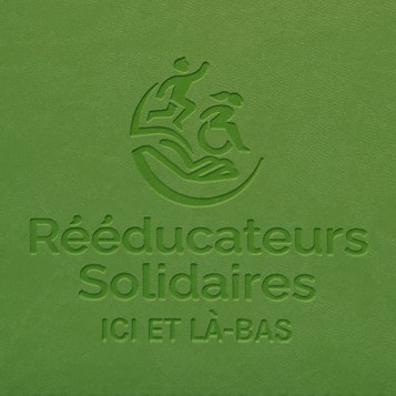 marquage couverture verte pour agenda professionnel